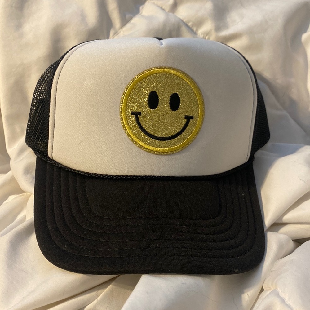 Smiley face trucker hat
